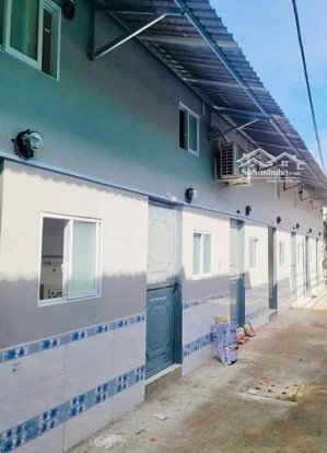 cần bán dãy trọ ngay chợ mỹ phước 2, mỹ phước, bến cát, sổ riêng, 330m2, giá chỉ 990 triệu.