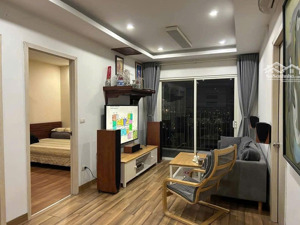 chính chủ bán cc 86m2 3 phòng ngủ tại việt hưng long biên. giá nhỉnh 3 tỷ, đủ đồ, có thương lượng