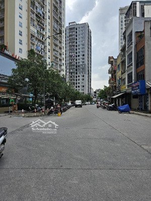 chính chủ bán đất phố nguyễn sơn 180m mt 10m phù hợp xây văn phòng tòa văn phòng vị trí vip
