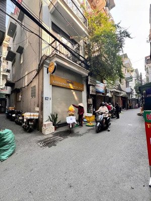 cần bán đất gấp quan hoa-cầu giấy-ngõ thông sổ đẹp 148m2, 10m mặt tiền=26.5 tỷ