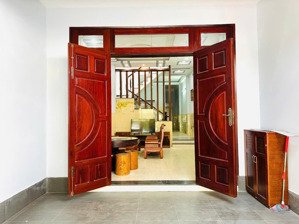 cho thuê nhà đường tân lập ngay sát làng đại học, ga metro, bến xe miền đông mới