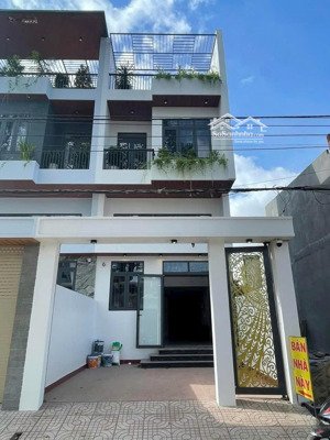chủ sang tên gấp căn nhà nằm mặt tiền hl408 cách chợ phú chánh cũ 2p 72m2, sổ sẵn công chứng liền
