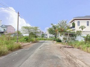 đất hiếm giá tốt, đầu tư sinh lời nhanh chóng, giá 3.9 tỷ, 150m2