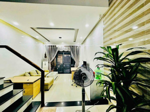 cho thuê nhà 3 tầng 3pn gần phạm văn đồng, full nội thất