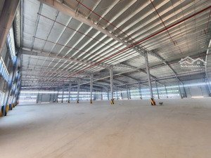 cho thuê xưởng mới xây trong khu công nghiệp bình phước, khuôn viên 24.000m2 .pháp lý đầy đủ.