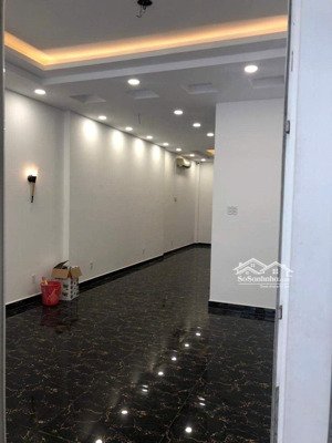 cho thuê duy nhất 1 căn nhà phố 1 trệt 3 lầu 4pn 5wc 30 triệu/tháng