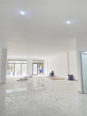 cho thuê shophouse 4t mt nguyễn sinh sắc, p hoà minh, đà nẵng sát biển 10x28m, 620m2 sàn 75tr/th