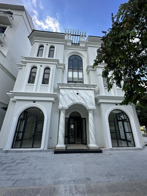 văn phòng vinhomes grand park cho thuê đa dạng diện tích 80m2, 500m2. lh 0938618996