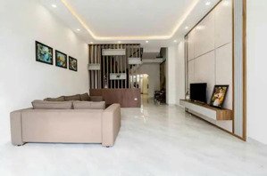bán rẻ nhà 3 tầng mới đẹp 121m2 (5x24) đường 15m hồ nghinh, sơn trà, sát biển giá tốt 16,9 tỷ/121m2