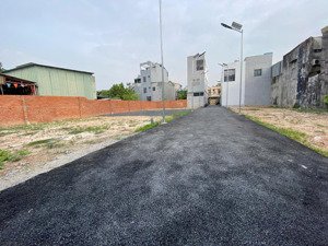 bán đất biệt thự 7x11.5m, hẻm nguyễn thị minh khai p.tân đông hiệp kế ngã tư chiêu liêu