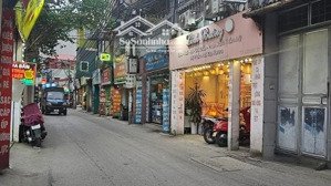 mặt bằng kinh doanh 124m2, mặt tiền 7.3m đường định công thượng,khu vực kinh doanh sầm uất