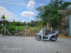 đất mt bình nhâm 17,thuận an,bd. xây biệt thự miệt vườn quá ok,đường xe hơi dt hơn 1000m2 mà có7tỷ5