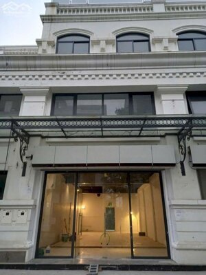 C.H.O T.H.U.Ê nguyên căn shophouse Vinhomes Marina