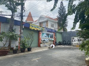 biệt thự siêu phẩm - sử dụng hơn 2,700m2 - 4 tầng - số qq19 ba vì, trung tâm quận 10