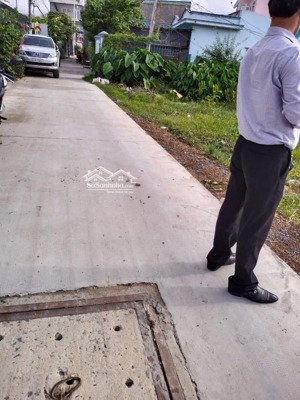 chính chủ gửi bán rẻ 226m2 đất ở hẻm xe hơi cách đường hoàng phan thái 50m cách chợ bình chánh 900m