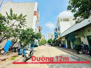 bấn lô đất đẹp kdc thanh lễ ngay sau vincom 550 dĩ an. giá tốt