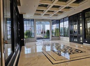 toà nhà mặt phố nguyễn văn cừ kd lô góc 7 tầng thang máy full nội thất - diện tích 81m2 giá 29 tỷ