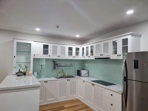 nhà đẹp hơn ảnh - 14 triệu/th, 2pn 2wc full nt, 84m2. cho thuê cao ốc h2, hoàng diệu, quận 4