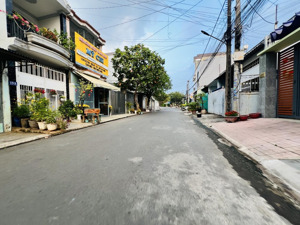 bán nhà p bình đa đường rộng 10 mét, diện tích 176m2 full thổ cư, kinh doanh buôn bán