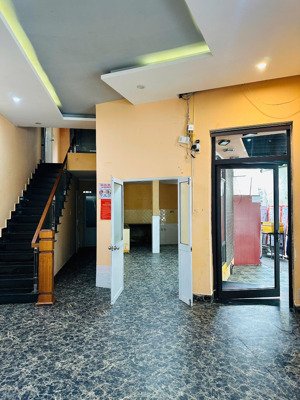 cho thuê nhà mặt tiền khu sinh viên đông đúc gần ký túc xá và các trường đại học hòa khánh bề n