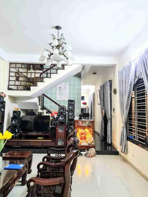 cắt lỗ nhà 3t full nội thất kiên cố ~150m2 mt8m q.hải châu ngay tttp dòng tiền 50-70tr/th bank thuê