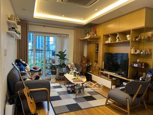 cho thuê nhanh căn hộ thăng long tower- 33 mạc thái tổ, 100m2, 3 ngủ, đầy đủ đồ. lh 0902758526