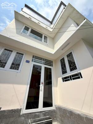 Nhà 2 lầu đúc nằm ngay chợ An Nghiệp, Ninh Kiều Cần Thơ