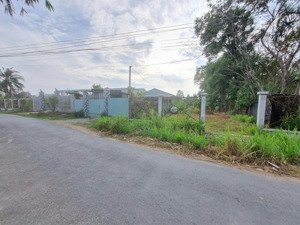 443m2 có thổ cư, 10m mặt tiền đường nhựa. gần kcn. 1,6 tỷ