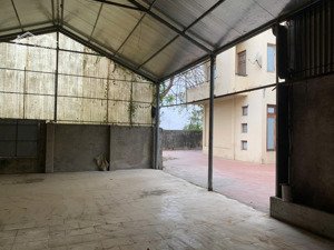 cho thuê nhà biệt thự và nhà xưởng tổng diện tích 500m2, 22,5 triệu tại quốc lộ 32, hoài đức, hn