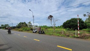 mặt tiền suối chồn bàu cối 6x24 full thổ cư