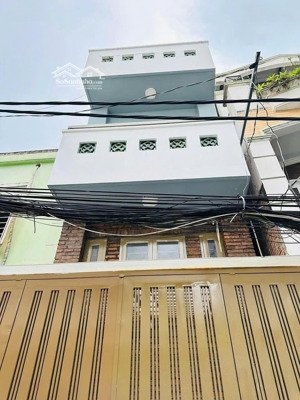 giảm lấy lộc! nhà võ trường toản, p.15, q.5. giá 2tỷ950. dt 50m2. đang cho thuê 15tr/th. shr hxh 5m
