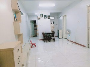 cho thuê căn hộ chung cư bình phú 1 đường 23 quận 6 (ngay hậu giang) 2pn có nội thất 8tr, ntcb 7tr