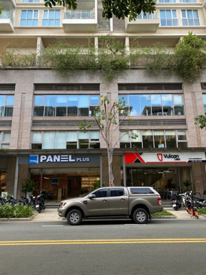 cần cho thuê gấp shop sarina, sarimi, 3 tầng, 89 triệu, full nội thất, 0931490506