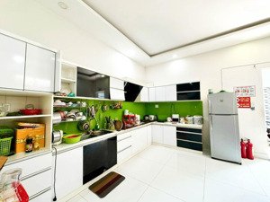 ktx nữ full nội thất, tắm nóng lạnh, máy lạnh, giờ tự do, gần đh văn hóa