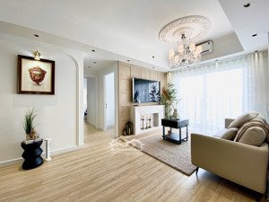 cho thuê căn hộ the everrich i, quận 11, dt 110m2, 2pn 2wc, giá ưu đãi 16 triệu. lh: 0902 369 930