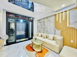 nhà tuyệt đẹp, nội thất cao cấp cô bắc, p1, q.phú nhuận, 3 lầu + st, vào ở ngay