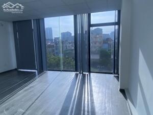CC CHO THUÊ MẶT BẰNG TẠI TÒA NHÀ MẶT PHỐ VŨ TÔNG PHAN - TX, DT 120M2, MT 6M, GIÁ 19 TR, TT LINH HOẠT