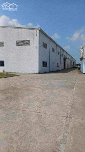 Cho thuê kho xưởng 1900m2 cụm CN Thanh Oai, Hà Nôi