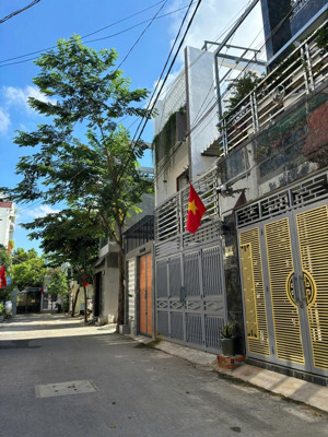 bán đất ngay gas metro phước long a, 6,1 tỷ, 62,8m2, q9, tp.hcm