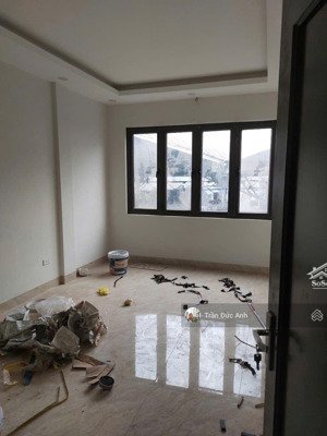 2,5 tỷ nhà 3 tầng hoàn thiện chỉ xách vali về ở ngay cao tốc pháp vân