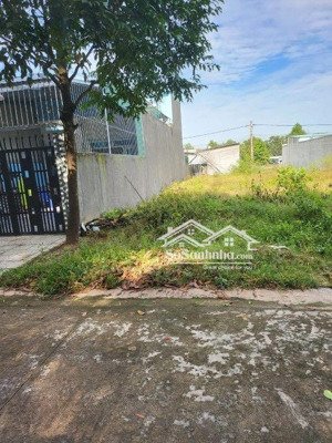 bán đất ngay trung tâm bến cát bình dương 150m2 gần chợ kinh doanh, xây chdv cho thuê
