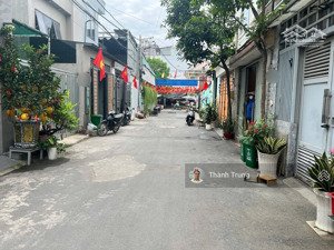 bán nền đất nhà phố 2 mặt tiền đường hồ bá phấn, gần ngay ga metro phước long 6,1 tỷ thương lượng.