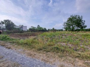 175m2 đất full thổ cư, gần kcn phước đông. 520tr còn tl