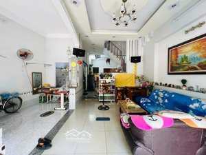 cho thuê nhà phố mặt tiền, đường gs09, green square, dĩ an bình dương 120 m2, giá hợp lý