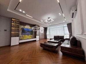 bán nhà nguyễn văn cừ mặt phố kinh doanh 45m2* 5 tầng* 13.9 tỷ, thang máy