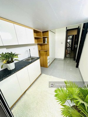 chính chủ bán nhà riêng ccmn cho thuê trọ ngay hv kiểm sát.(31pkk.dt 210m2)dthu 1,5 tỷ/năm.giá 26tỷ