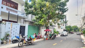 cần bán gấp biệt thự mini 02 lầu, đường rộng rãi, đường 45, tân quy, giá 23,9 tỷ thương lượng, sh
