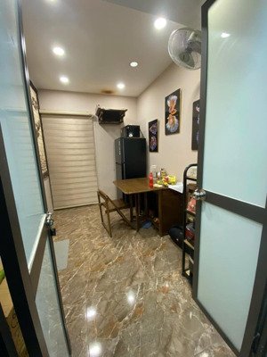 cực hiếm! bán tập thể đội cấn, ba đình, 2 ngủ giá chỉ 2.55 tỷ, nhà đẹp ở luôn