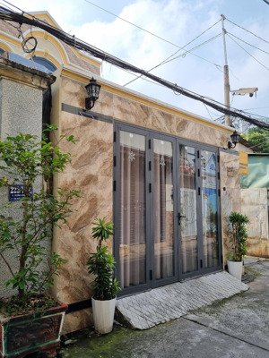 cho thuê nhà trọ 1pn, 32m2, giá siêu hời 3,5 triệu tại trường chinh, tân hưng thuận, q12, hcm