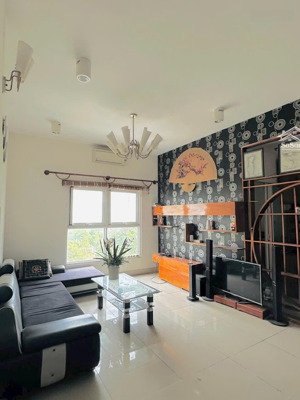 cho thuê căn hộ 2pn full nội thất chung cư aroma